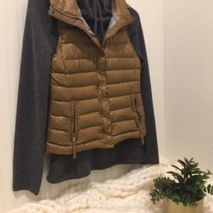 Gap Down Vest